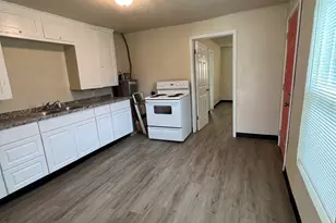 3812 Hancock St, Dallas, TX 75210 - Photo 11