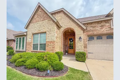 343 Abbott Lane, Waxahachie, TX 75165 - Photo 1