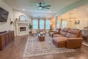 343 Abbott Ln, Waxahachie, TX 75165 - Photo 5