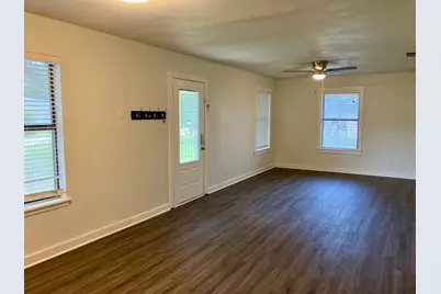 206 E 3rd Street, Tolar, TX 76476 - Photo 7