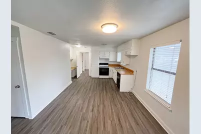 206 E 3rd Street, Tolar, TX 76476 - Photo 5