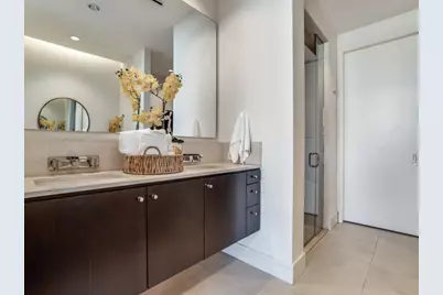 2408 Victory Park Lane #737, Dallas, TX 75219 - Photo 15
