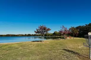 10013 Lexington Dr, Providence Village, TX 76227 - Photo 31
