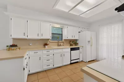 1604 Meadowgate Drive, Richardson, TX 75081 - Photo 5