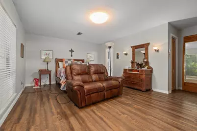 4017 Hildring Drive E, Fort Worth, TX 76109 - Photo 15