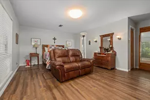 4017 Hildring Dr E, Fort Worth, TX 76109 - Photo 15