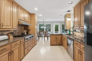 4017 Hildring Dr E, Fort Worth, TX 76109 - Photo 13