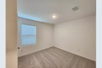 1043 Birkdale Drive, Ennis, TX 75119 - Photo 5