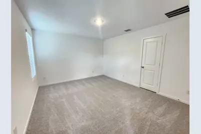 1043 Birkdale Drive, Ennis, TX 75119 - Photo 7