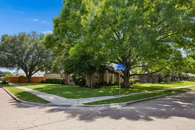 2218 Acacia Street, Richardson, TX 75082 - Photo 3