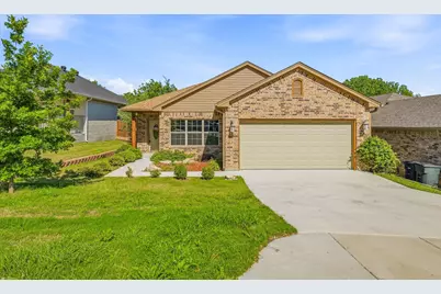 1316 Liberty Street, Weatherford, TX 76086 - Photo 1