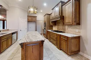 3722 Cove Timber Ave, Granbury, TX 76049 - Photo 9