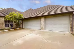 3722 Cove Timber Ave, Granbury, TX 76049 - Photo 37