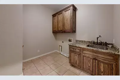 3722 Cove Timber Avenue, Granbury, TX 76049 - Photo 35