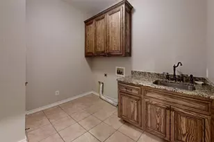 3722 Cove Timber Ave, Granbury, TX 76049 - Photo 35