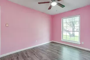 700 NW Barbara Ln, Burleson, TX 76028 - Photo 29