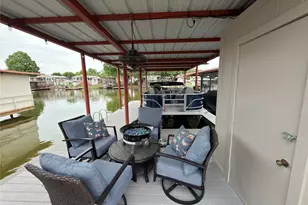 419 Brazos Harbor Dr, Granbury, TX 76048 - Photo 19