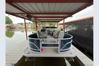 419 Brazos Harbor Drive, Granbury, TX 76048 - Photo 17