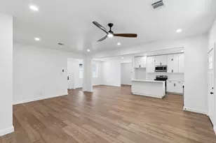 171 Tryall Ct, Runaway Bay, TX 76426 - Photo 7