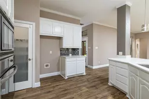 8105 Thornwood Dr, North Richland Hills, TX 76182 - Photo 19