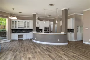 8105 Thornwood Dr, North Richland Hills, TX 76182 - Photo 13