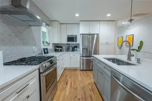 864 Peavy Rd, Dallas, TX 75218 - Photo 9