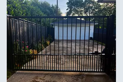 864 Peavy Road, Dallas, TX 75218 - Photo 21