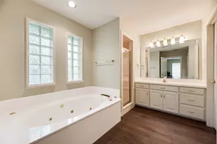 8911 Hickory Hill Dr, Granbury, TX 76049 - Photo 11