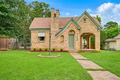 2335 Simpson Street, Paris, TX 75460 - Photo 1