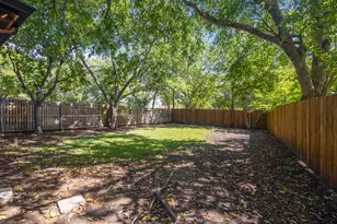 400 Leuty St, Justin, TX 76247 - Photo 21
