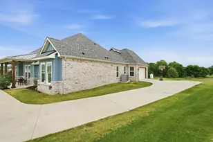 10210 Finch Rd, Sanger, TX 76266 - Photo 39