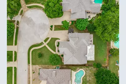 2216 Forest Creek Drive, Mansfield, TX 76063 - Photo 25
