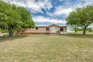 843 Co Rd 4900, Trenton, TX 75490 - Photo 1