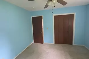 709 Lee St, Bowie, TX 76230 - Photo 23