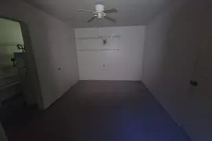 709 Lee St, Bowie, TX 76230 - Photo 29