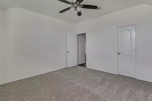 1140 Hidden Meadow Dr, Burleson, TX 76028 - Photo 19