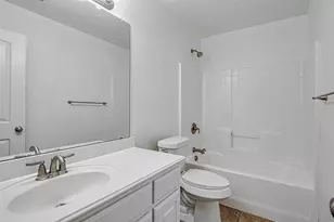 1140 Hidden Meadow Dr, Burleson, TX 76028 - Photo 21