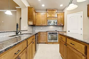 308 Pecos Dr, Burleson, TX 76028 - Photo 11