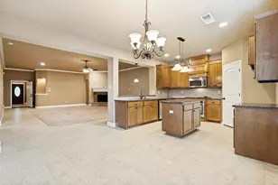 308 Pecos Dr, Burleson, TX 76028 - Photo 9