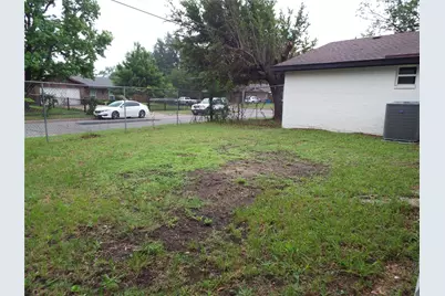 8949 Shorelark Drive, Dallas, TX 75217 - Photo 27