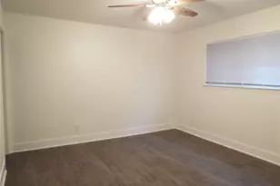 8949 Shorelark Dr, Dallas, TX 75217 - Photo 13