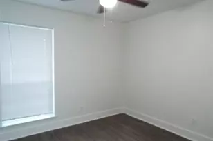 8949 Shorelark Dr, Dallas, TX 75217 - Photo 15