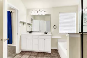 2556 Chambers Dr, Lewisville, TX 75067 - Photo 31