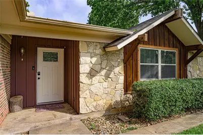 1028 S Idlewild Drive, Sherman, TX 75090 - Photo 3