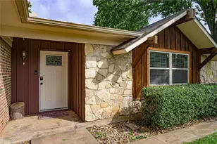 1028 S Idlewild Dr, Sherman, TX 75090 - Photo 3