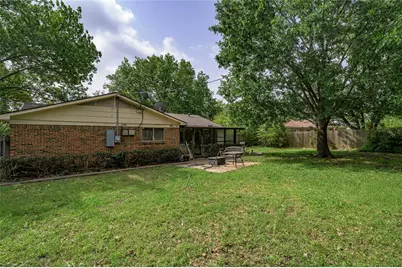 1028 S Idlewild Drive, Sherman, TX 75090 - Photo 25
