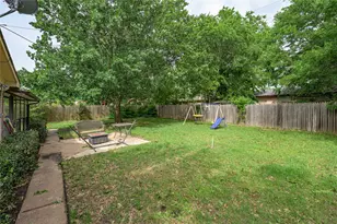 1028 S Idlewild Dr, Sherman, TX 75090 - Photo 23