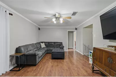 1028 S Idlewild Drive, Sherman, TX 75090 - Photo 5
