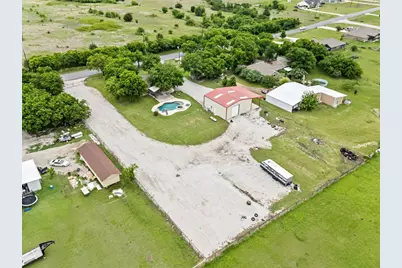 2030 County Road 4010, Decatur, TX 76234 - Photo 33