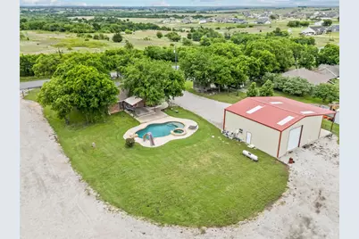 2030 County Road 4010, Decatur, TX 76234 - Photo 31